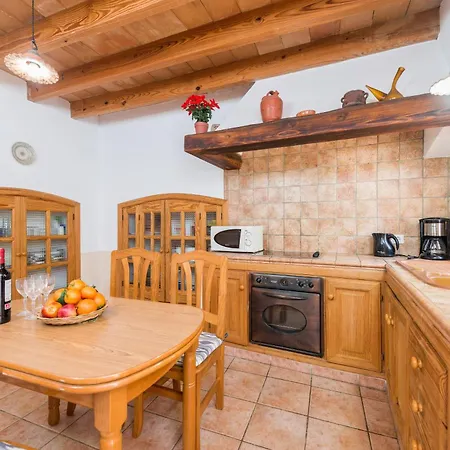 Villa Sa Tarongera *